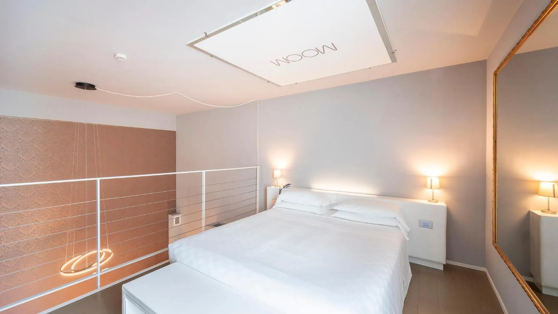 אולגיאטה אולונה Mo.Om Hotel