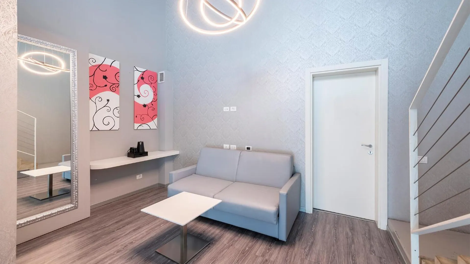 אולגיאטה אולונה Mo.Om Hotel 4*, אולגיאטה אולונה איטליה