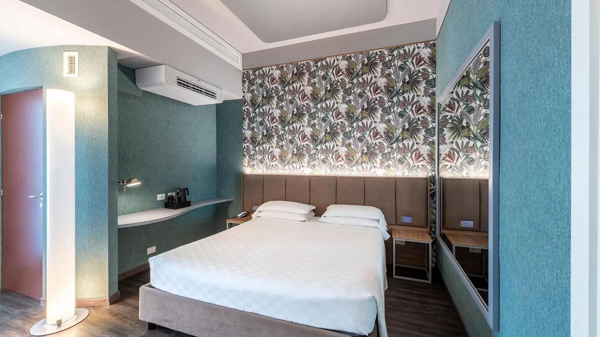 אולגיאטה אולונה Mo.Om Hotel איטליה