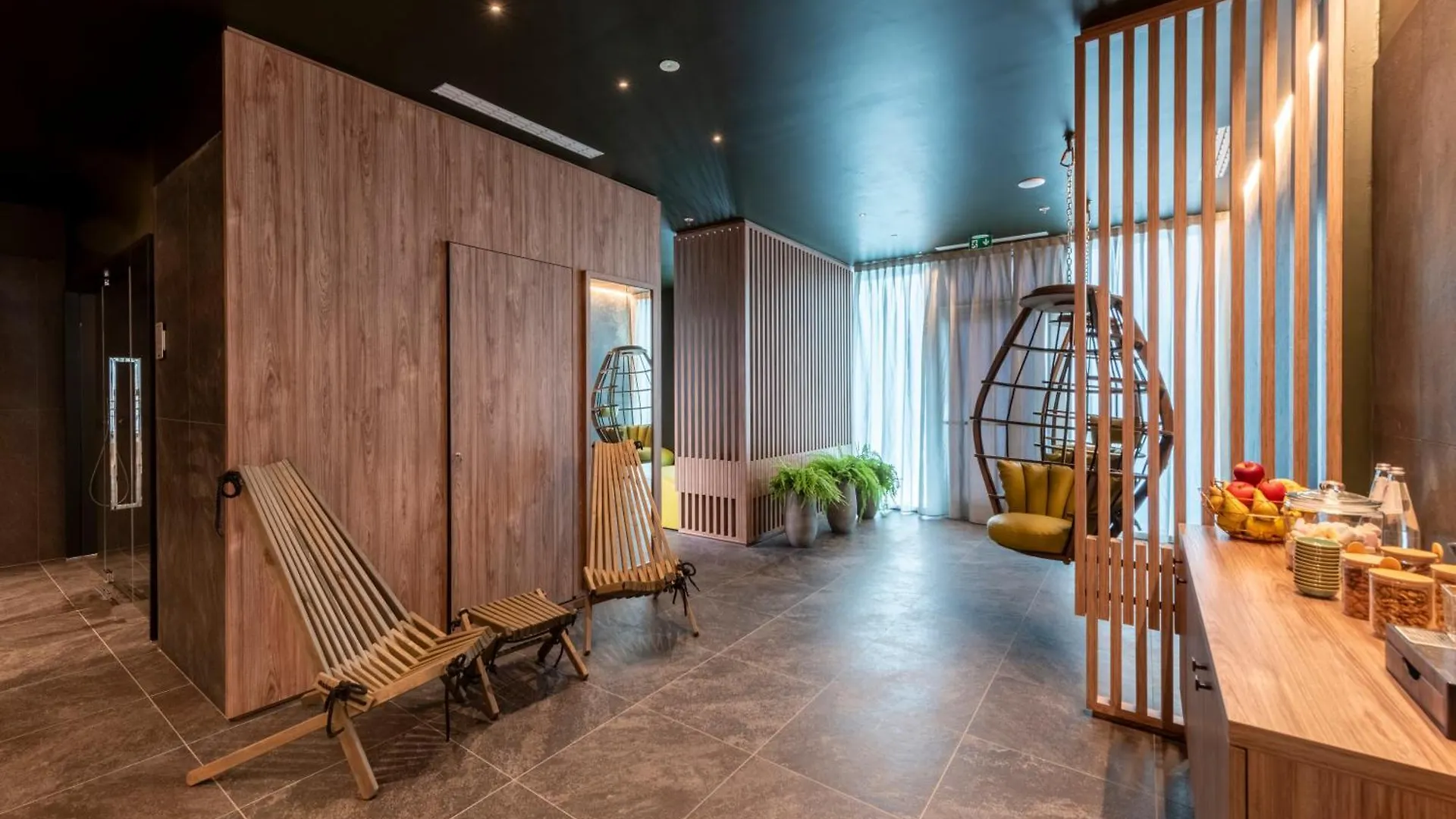Mo.Om Hotel Olgiate Olona 4*,  Italy