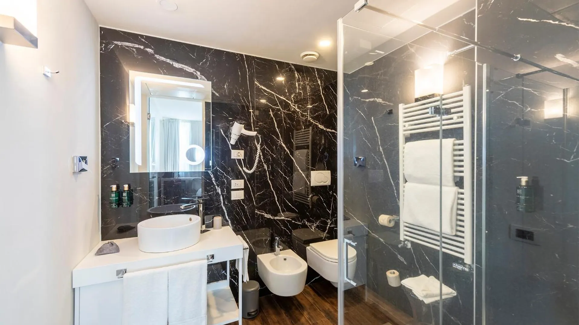 Mo.Om Hotel Olgiate Olona